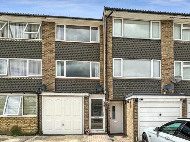 House for sale in Brompton, Gillingham