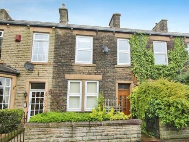 House for sale in Whitfield, Charlesworth