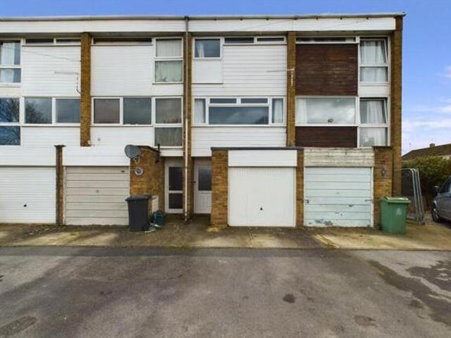House for sale in Gloucester, Gloucestershire