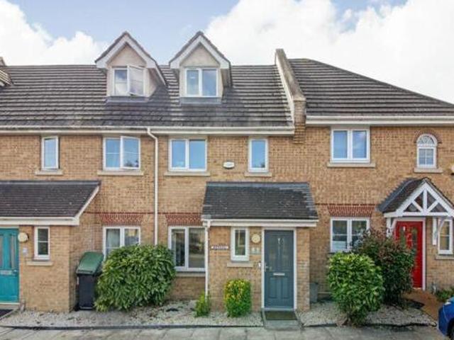 House for sale in Lyons, Greater London