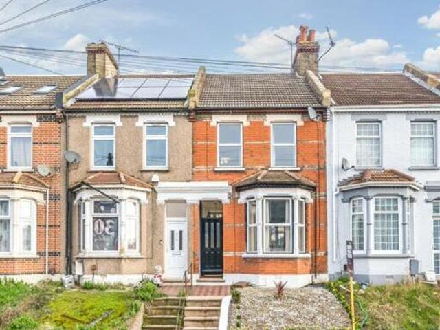 House for sale in Kings Farm, Hamerton