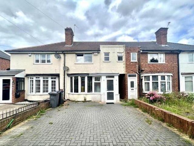 House for sale in Perry Beeches, Birmingham