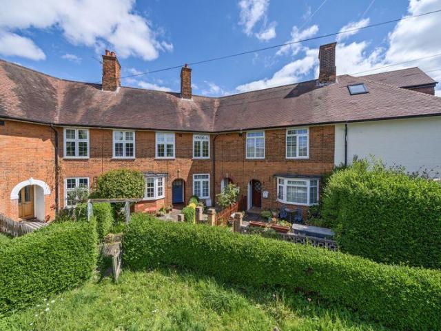 Terraced House for sale in New Eltham