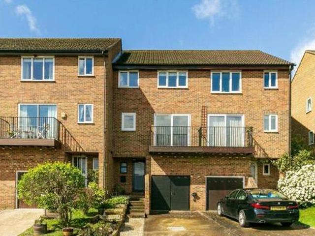 House for sale in Guildford Park, Westborough