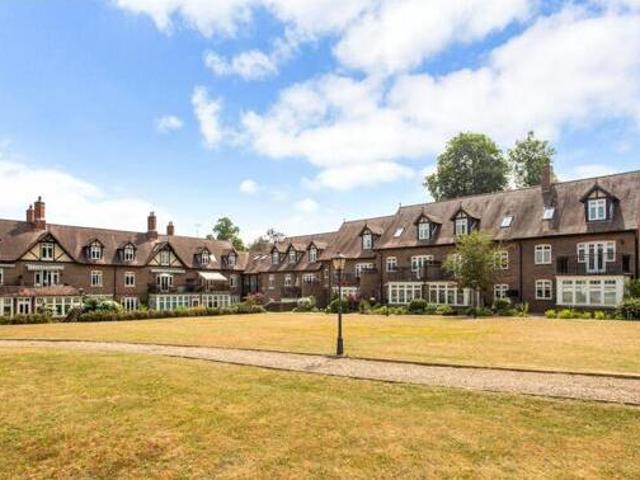 House for sale in Shalford, Westborough
