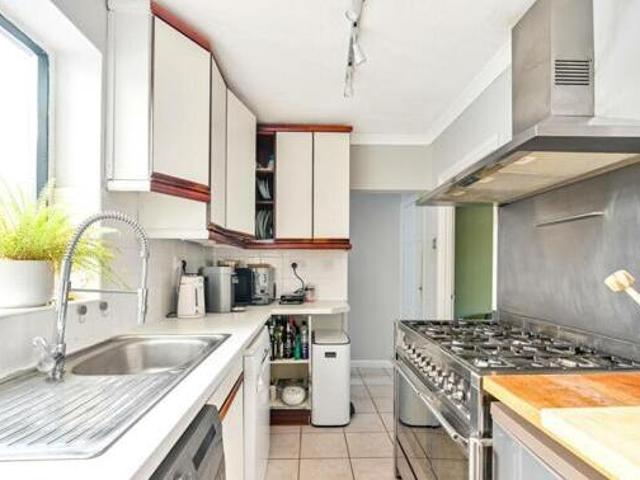 House for sale in Jacobs Well, Guildford