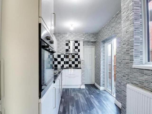 House for sale in Halesowen, West Midlands