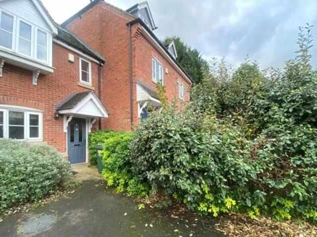 House for sale in Halesowen, West Midlands