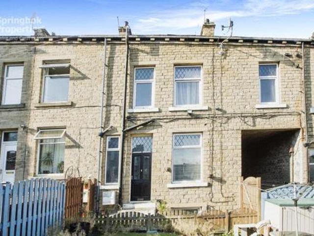 House for sale in Halifax, West Yorkshire