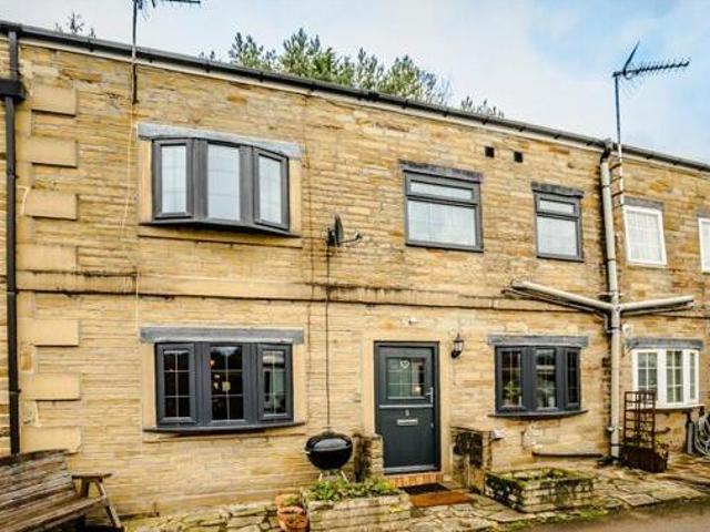 House for sale in Halifax, West Yorkshire