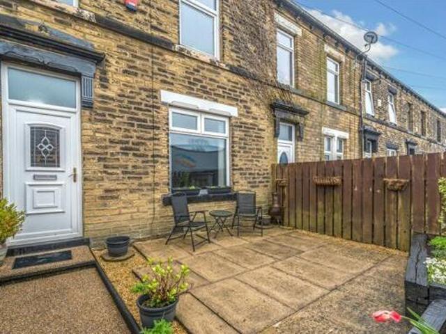 House for sale in Ovenden, Halifax