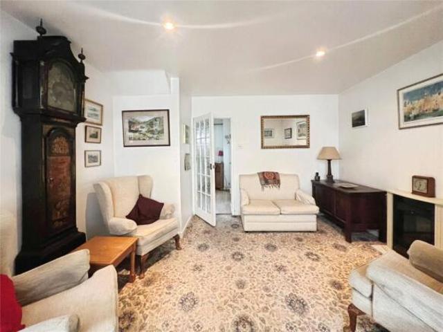 Cottage for sale in Milverton, Warwick