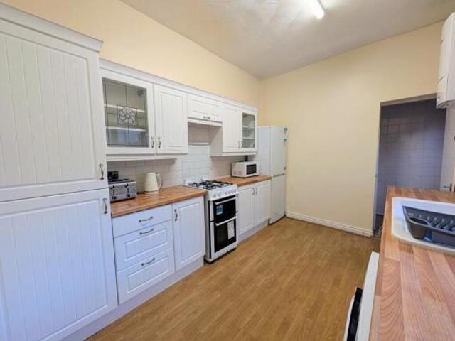 Cottage for sale in Stoke-on-Trent, England