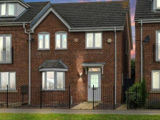 House for sale in Peterborough, Cambridgeshire and Peterborough