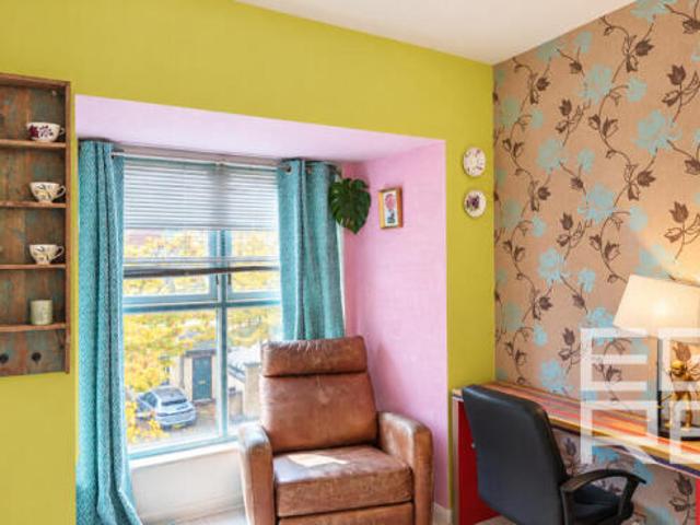 Cottage for sale in Custom House, Greater London