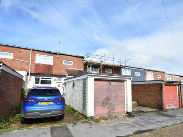 House for sale in Spring Vale, Hampshire