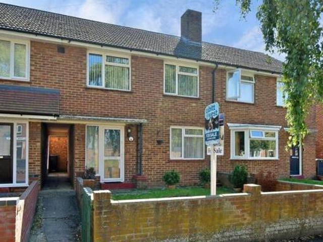 House for sale in Spring Vale, Hampshire