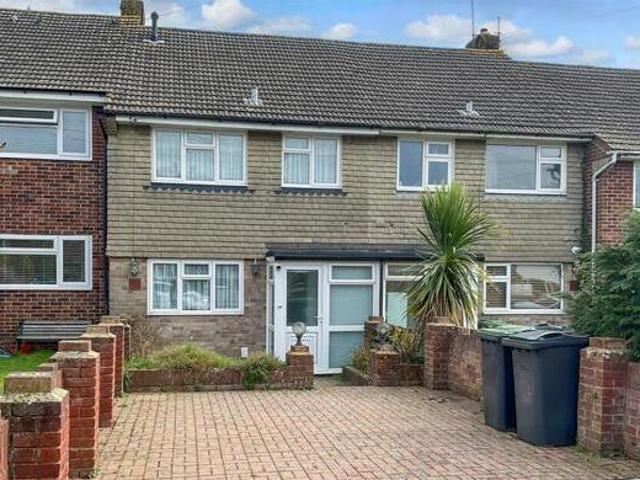 House for sale in Spring Vale, Hampshire