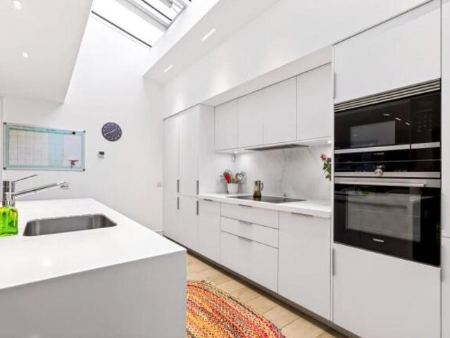 Cottage for sale in Dowanhill, Scotland