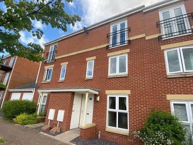House for sale in Chadsmoor, Staffordshire
