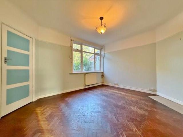 Cottage for sale in London Borough of Islington, Greater London