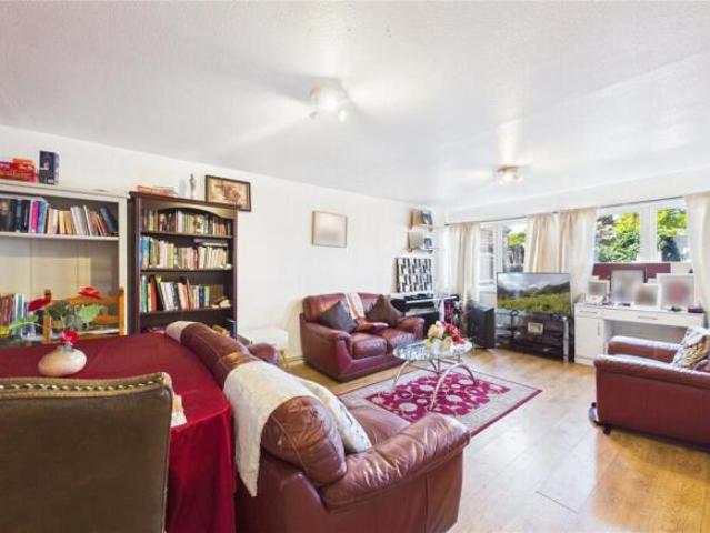 Cottage for sale in Kintbury, West Berkshire