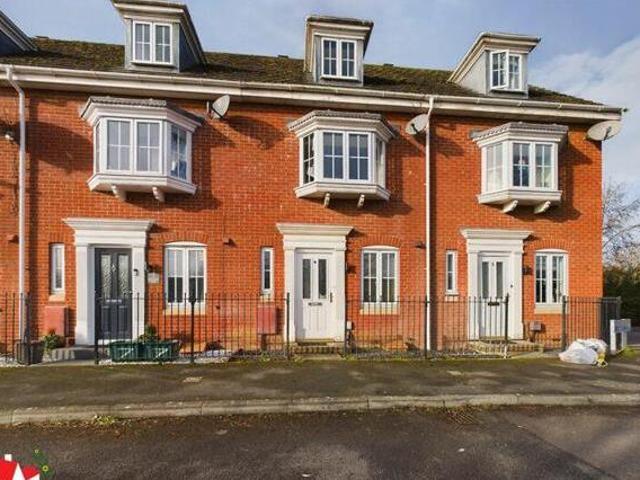 House for sale in Gloucester, Gloucestershire