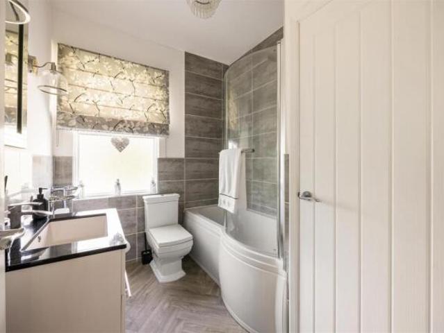Cottage for sale in East Ham, Greater London