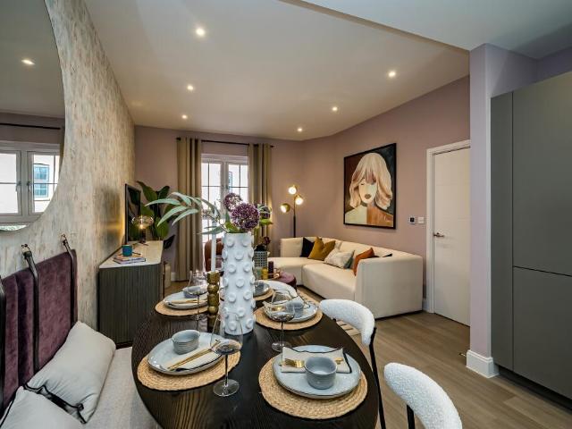 Terraced House for sale in Slough