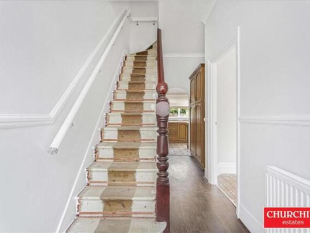 Cottage for sale in Wanstead, Greater London