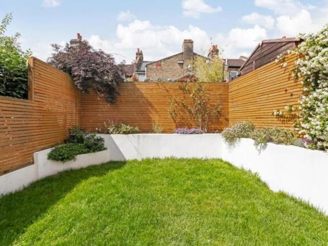 Cottage for sale in Sydenham, Greater London