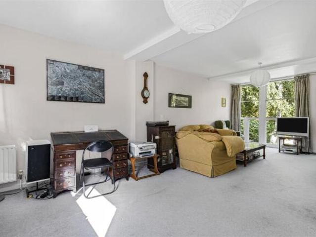 Cottage for sale in Highsett, Arbury