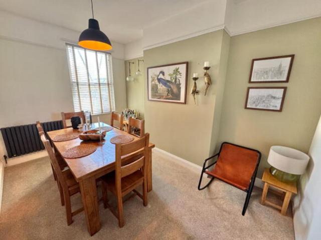 Cottage for sale in Follaton, Strode