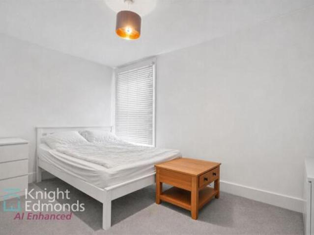 Cottage for sale in Midway, Kent