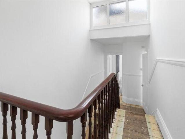 Cottage for sale in Mount Wise