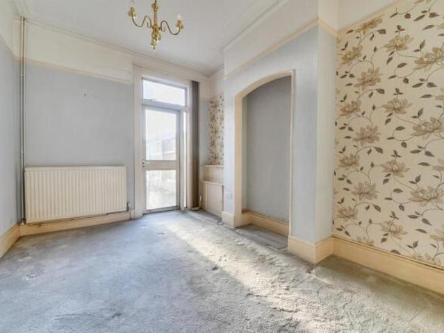 Cottage for sale in Enfield, Greater London