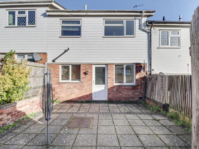 Cottage for sale in St Albans, Five Acres