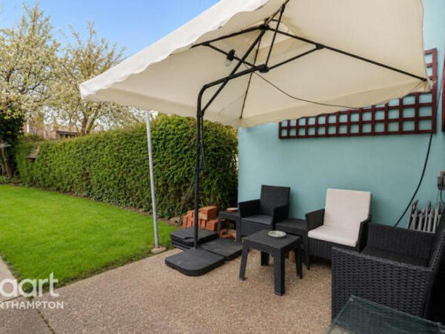 Cottage for sale in Phippsville, Northampton
