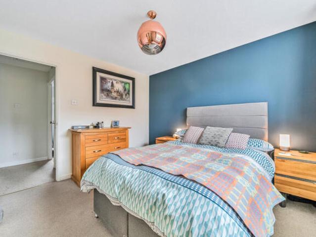 Cottage for sale in Swindon