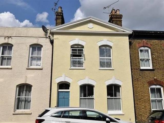 House for rent in Lyons, Greater London