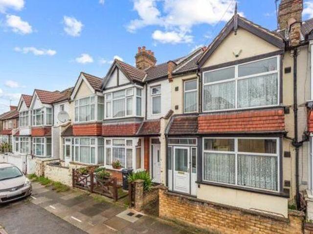 House for sale in Greater London