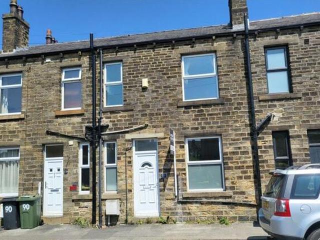 House for sale in Huddersfield, Kirklees