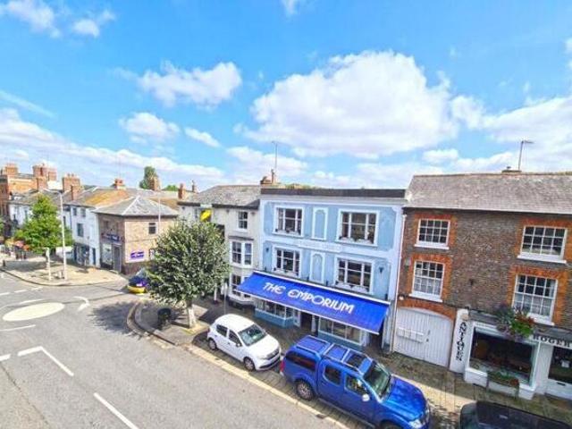 House for sale in Hungerford
