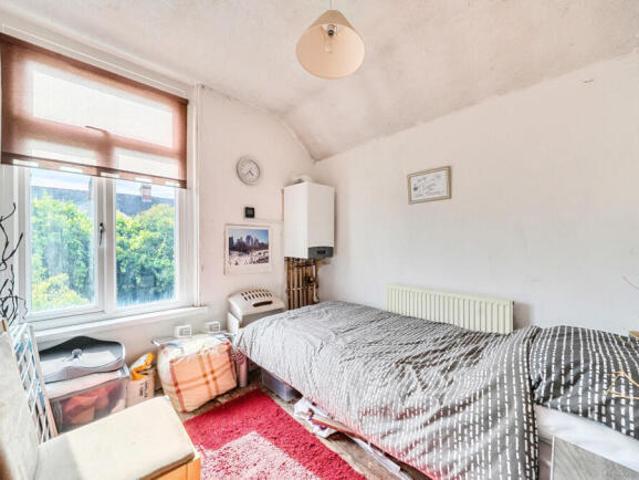 Cottage for sale in Roath, Wales