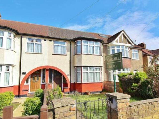 House for sale in Isleworth, Greater London
