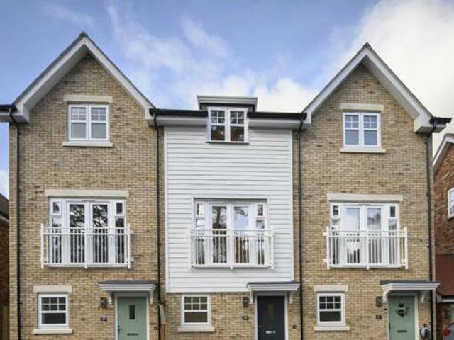 House for sale in Surrey