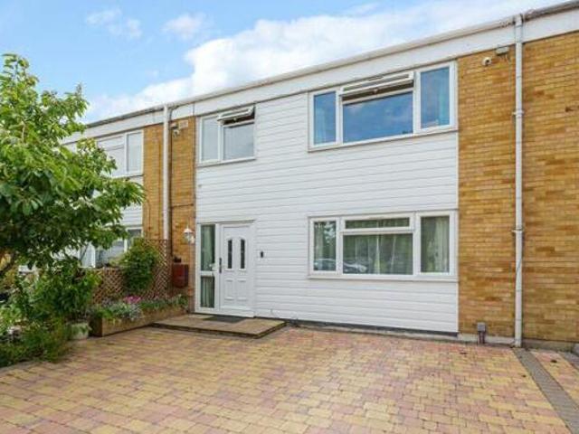 House for sale in Shreding Green, Iver Heath