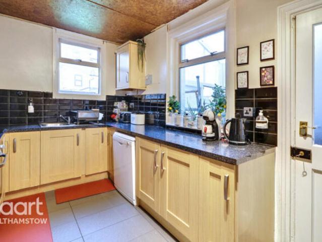 Cottage for sale in Walthamstow, Greater London