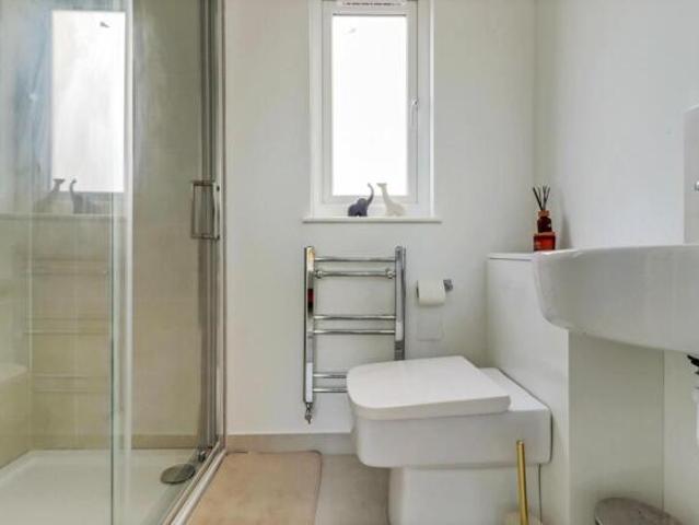 Cottage for sale in Hanover & Queen's Park, Brighton