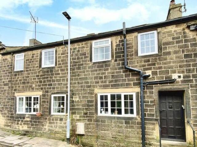House for sale in Oakworth, West Yorkshire